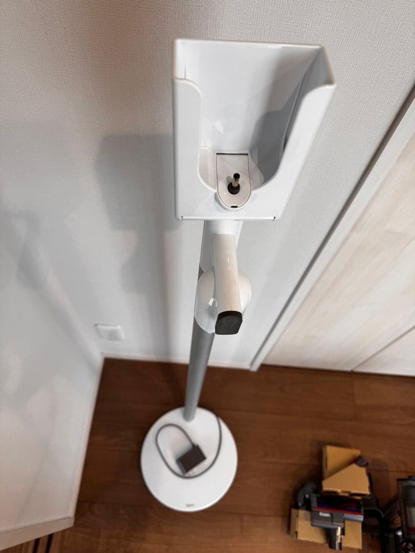 スタンド付ダイソンSV14 スティッククリーナー本体 付属ノズル 未使用