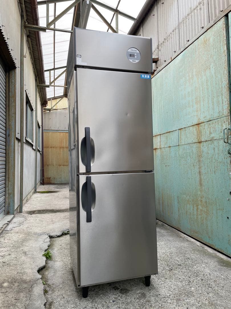 近隣配達可能　大和冷機　縦型冷凍冷蔵庫　241NYS1 業務用冷蔵庫 241NYS1 【大和冷機】縦型冷凍冷蔵庫(1室冷凍) 幅600×奥行650×高さ1905