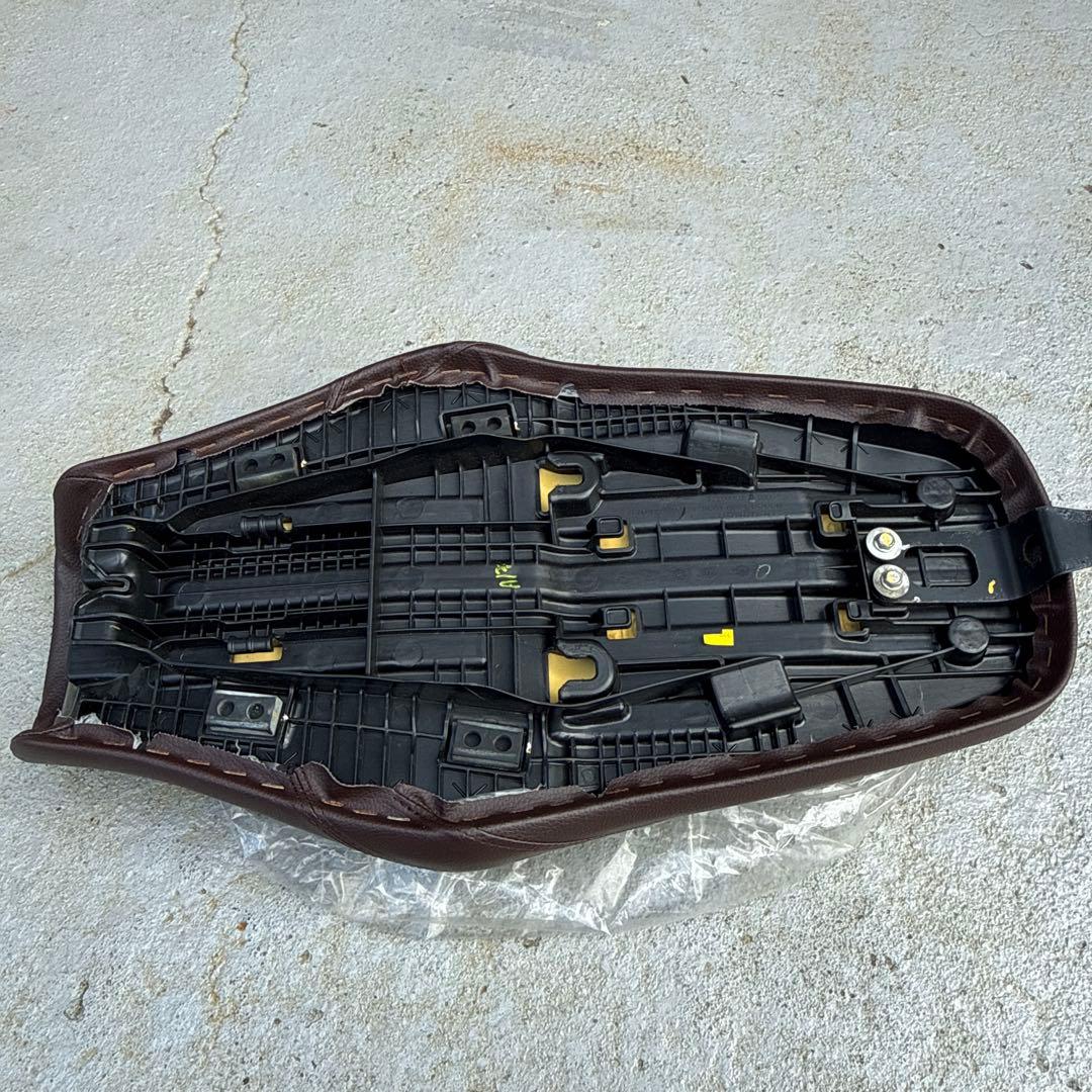 k*z様 HONDA ブラウンシートGB350 シート 美品 直接取引可能 大阪