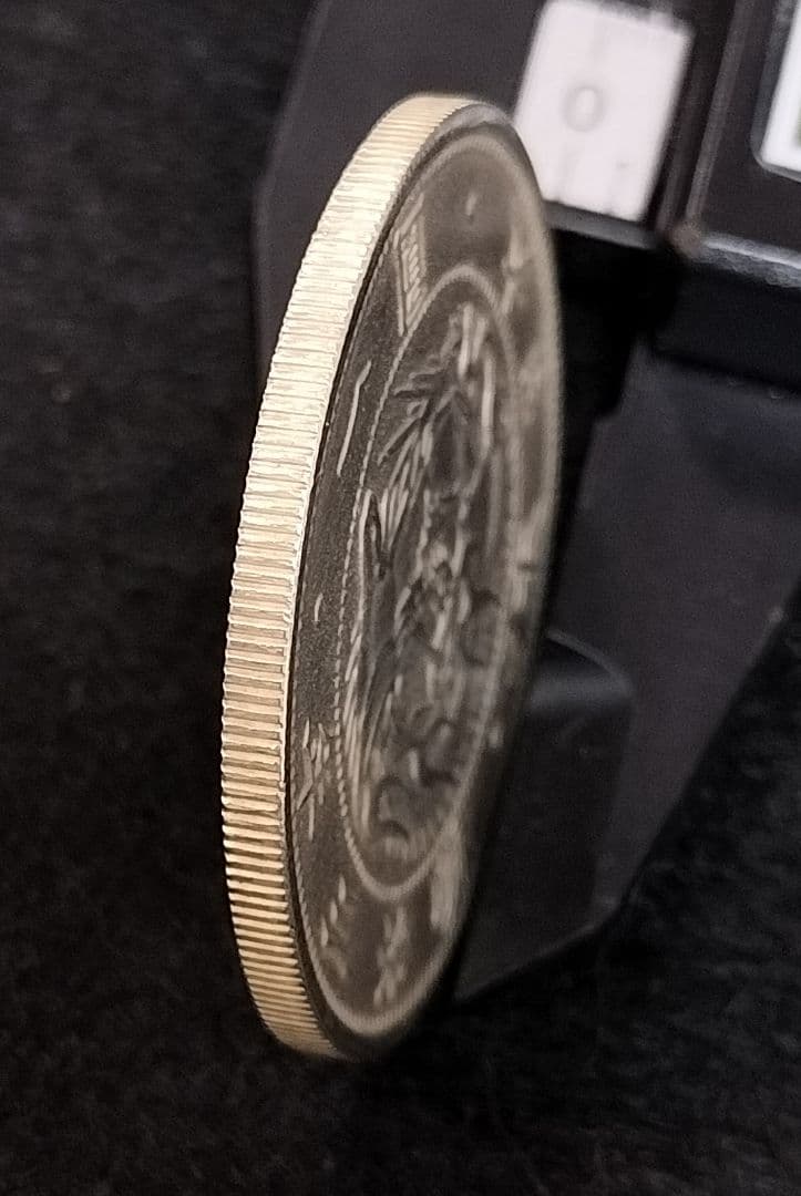 旧一円銀貨明治3年 目方約27g 銀含有率約90% 一圓銀貨古銭 - メルカリ