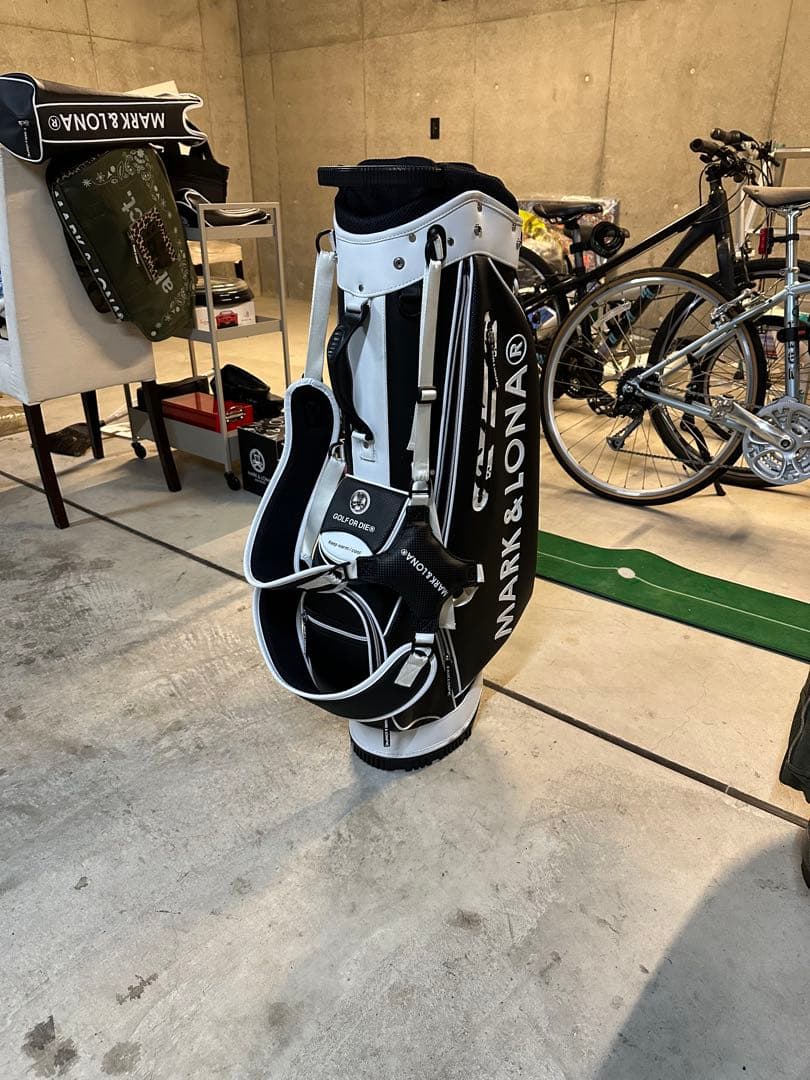 MARK & LONA キャディバッグ ヘッドカバーセットの通販はau PAY
