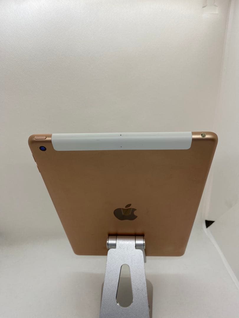 iPad 第6世代 32GB SIMフリー 87843