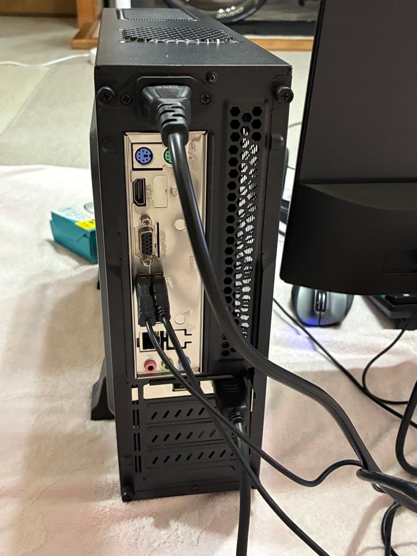 中古 フルセット ゲーミングPC 23インチモニターoffice ワードエクセル