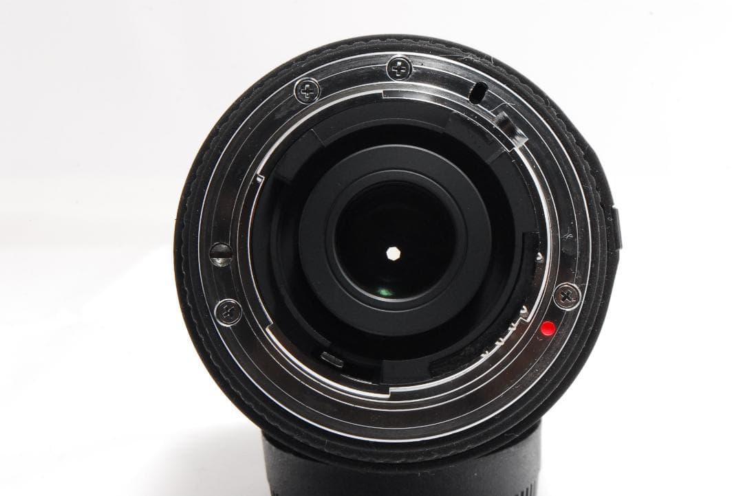 SIGMA 18-200mm F3.5-6.3 DC｜高倍率ズーム ニコン用