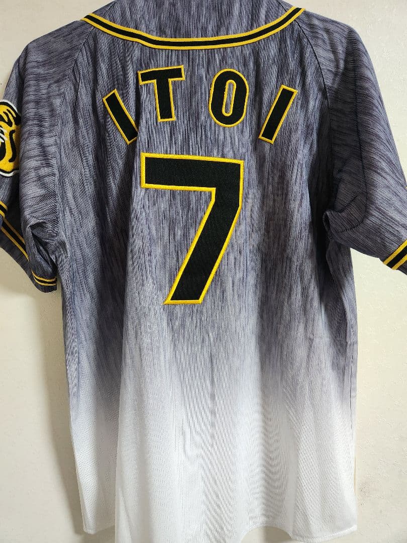 糸井嘉男 阪神タイガース ユニフォーム - メルカリ