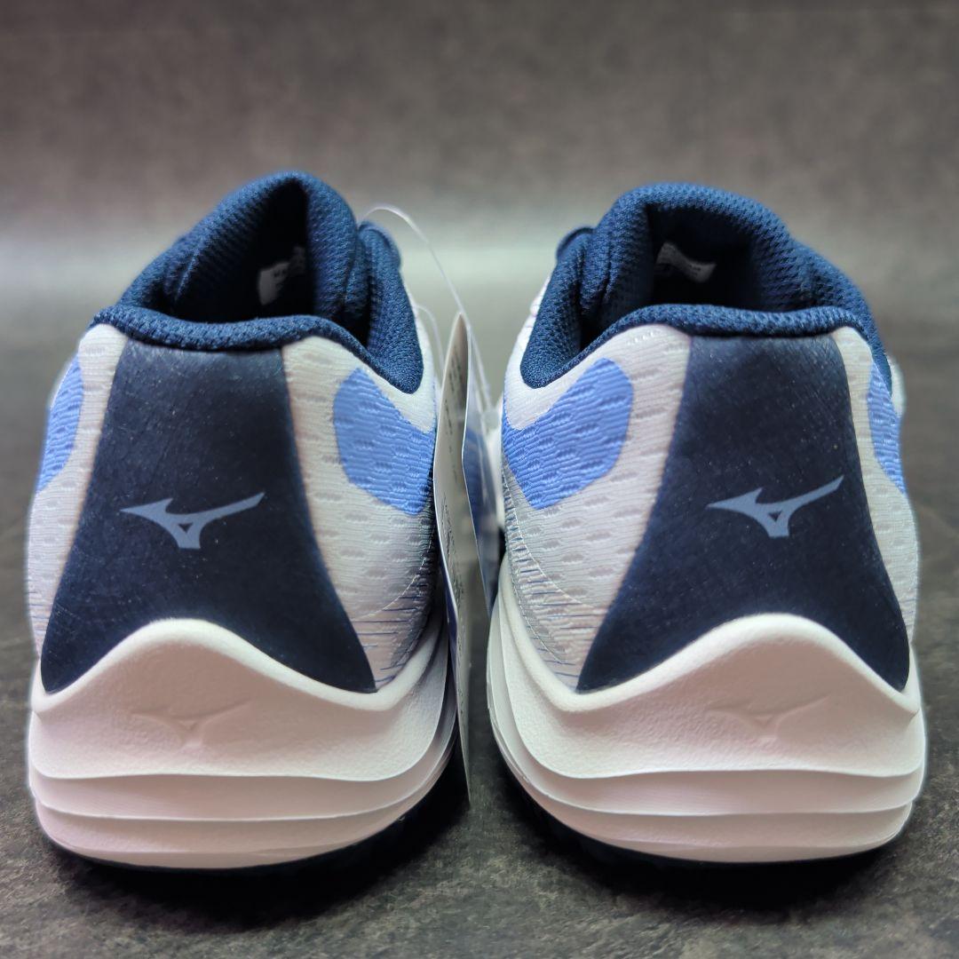 ミズノ　バレーボールシューズ　ライトニングセレクト　23.0cm　新品