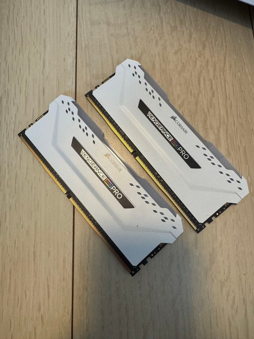 フミ様専用 Ryzen73700x、メモリ16GB、マザボ、電源750w、ケース