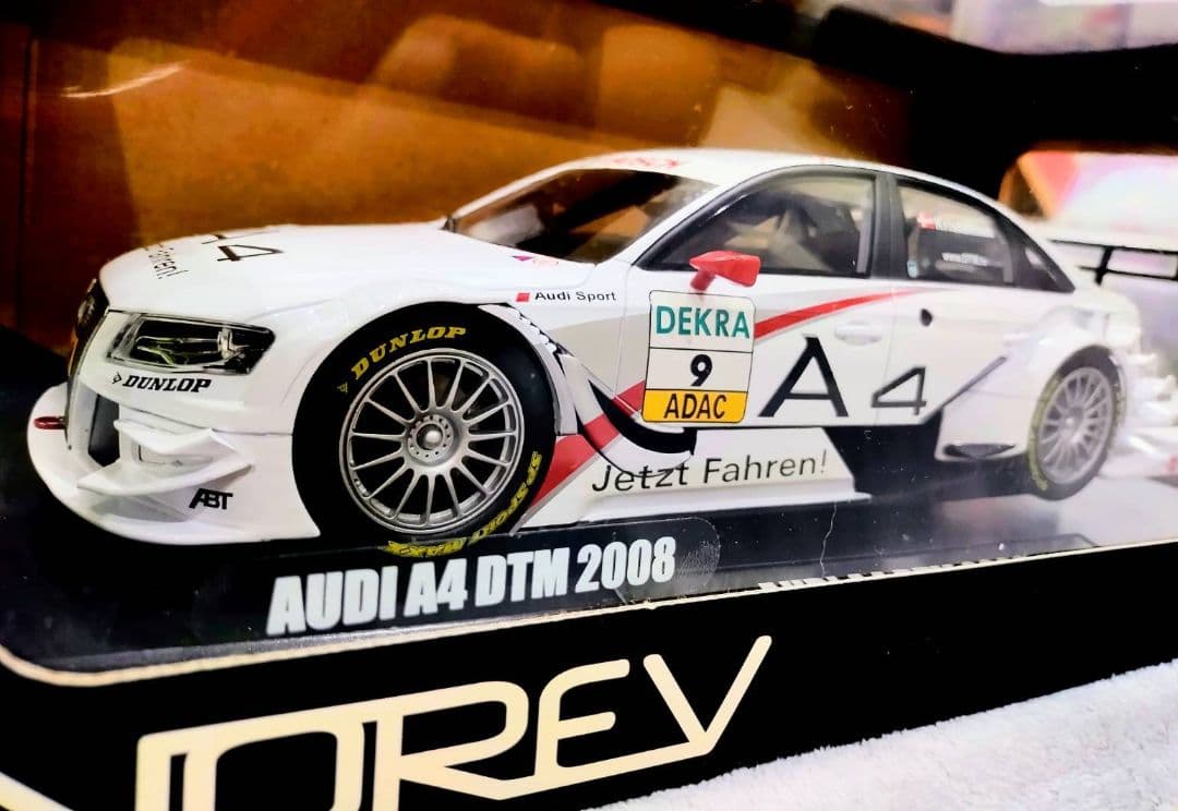 NOREV AUDI A4 DTM 2008 1/18 模型 Amazon | 1/43 Spark 【PLAYBOY】 AUDI A4 DTM 2008#12 M.ヴィンケル