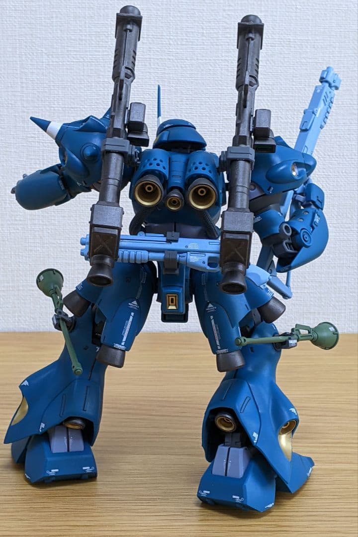 「さあ来い、戦い方を教えてやる」ガンプラ　完成品　1/100　MG　ケンプファー