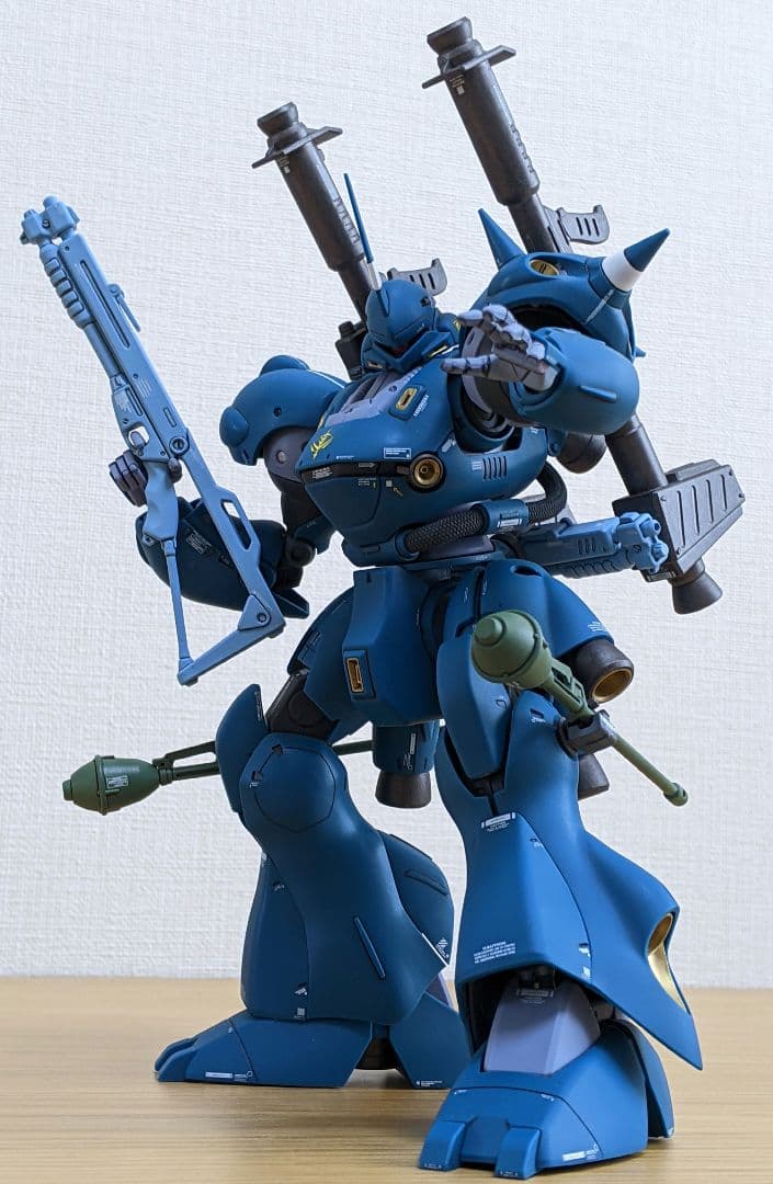 「さあ来い、戦い方を教えてやる」ガンプラ　完成品　1/100　MG　ケンプファー