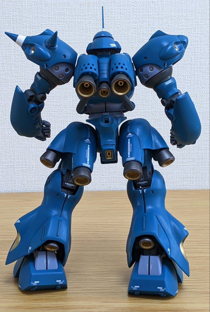 「さあ来い、戦い方を教えてやる」ガンプラ　完成品　1/100　MG　ケンプファー