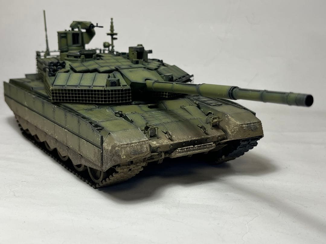 アミュージングホビー 1/35 T-90M （完成品）