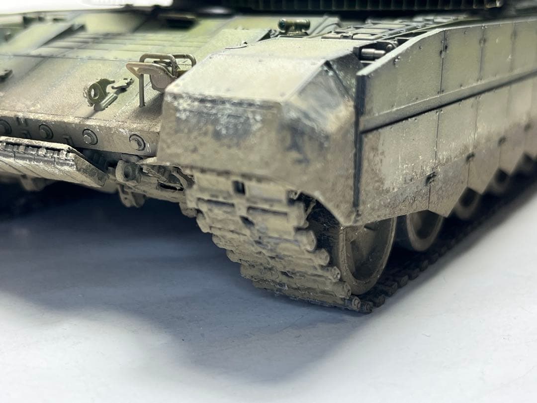 アミュージングホビー 1/35 T-90M （完成品）