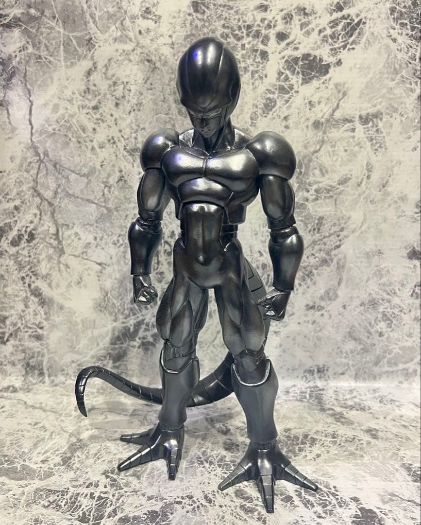 ドラゴンボール　一番くじ　メタルクウラ　リペイント