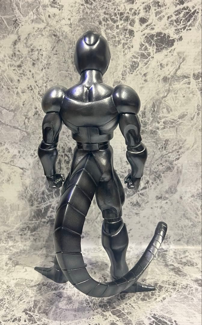 ドラゴンボール　一番くじ　メタルクウラ　リペイント