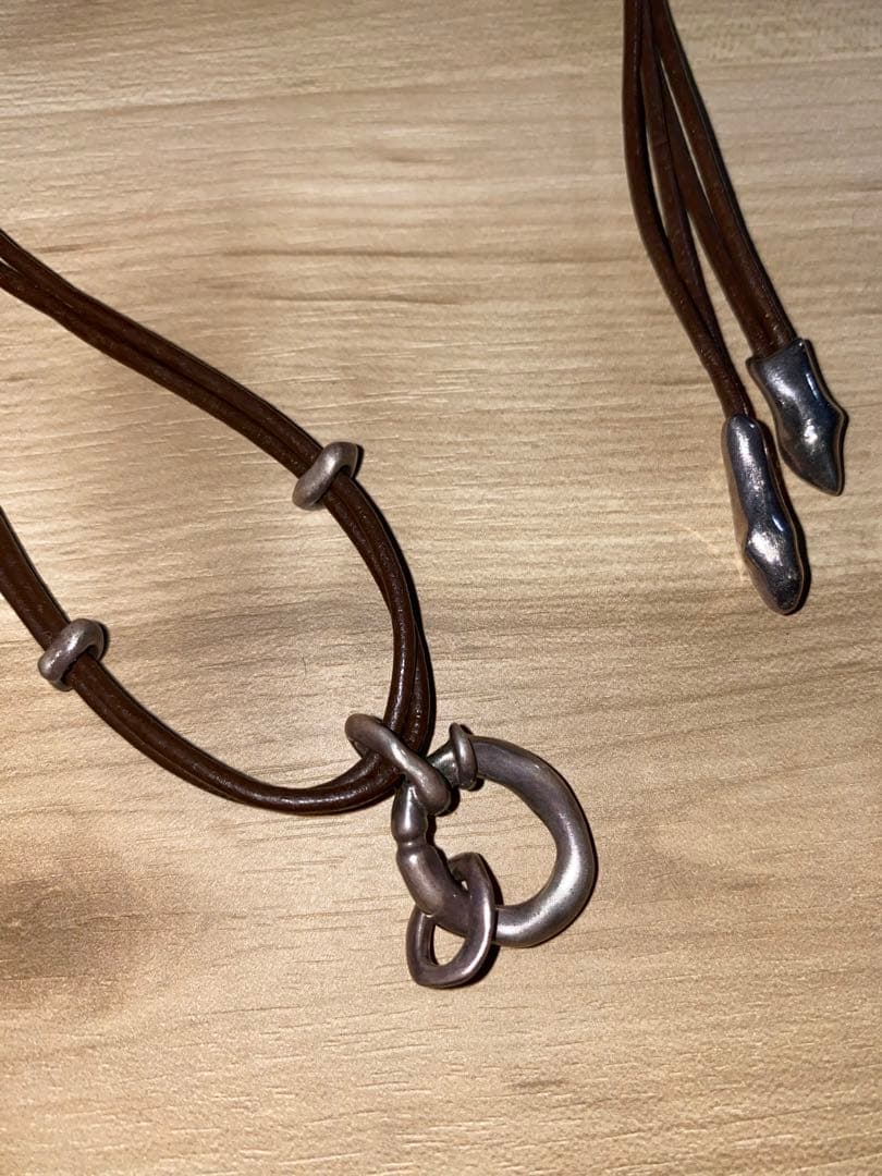 STRONG VOID LEATHER NECKLACE