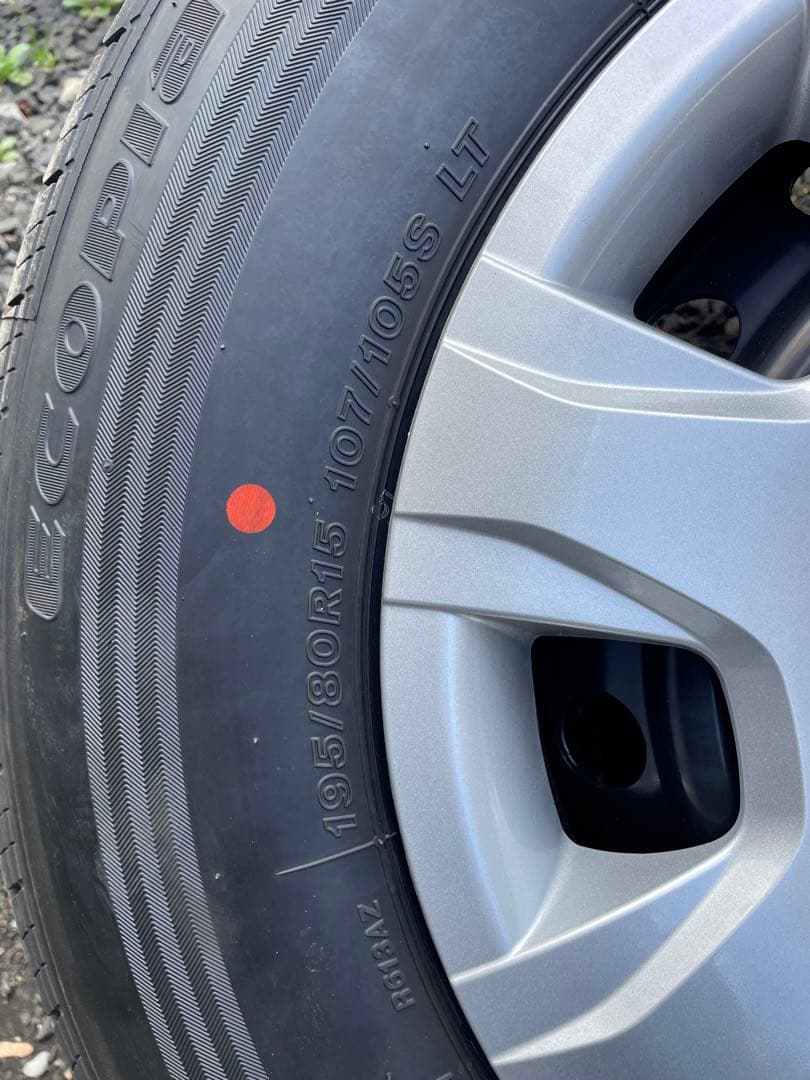 ハイエース 新車外し 2025年 4本セット