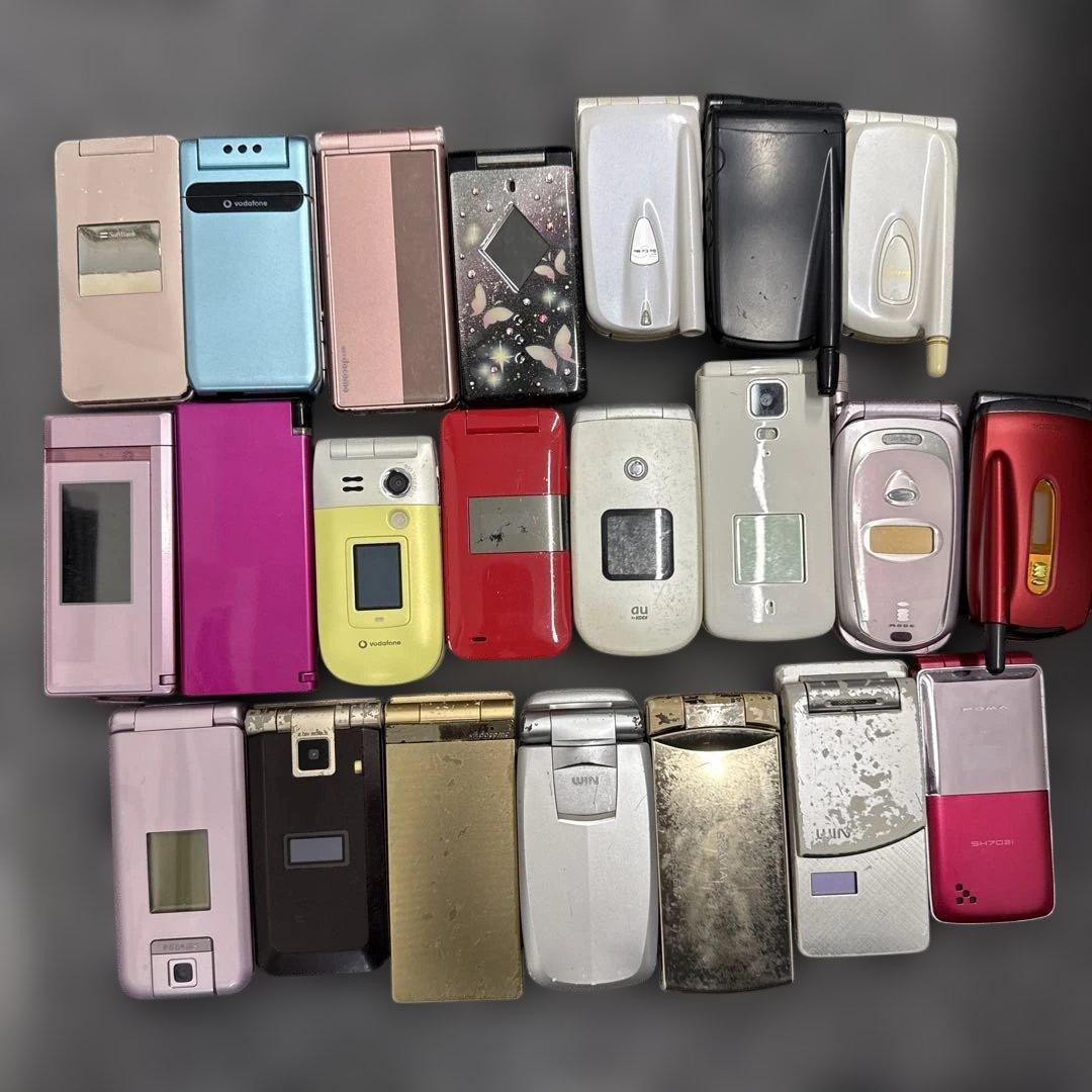 折りたたみ式携帯電話 本体 ジャンク品まとめ ジャンク品】ガラケー 4台セット まとめ売り（部品取り・コレクション