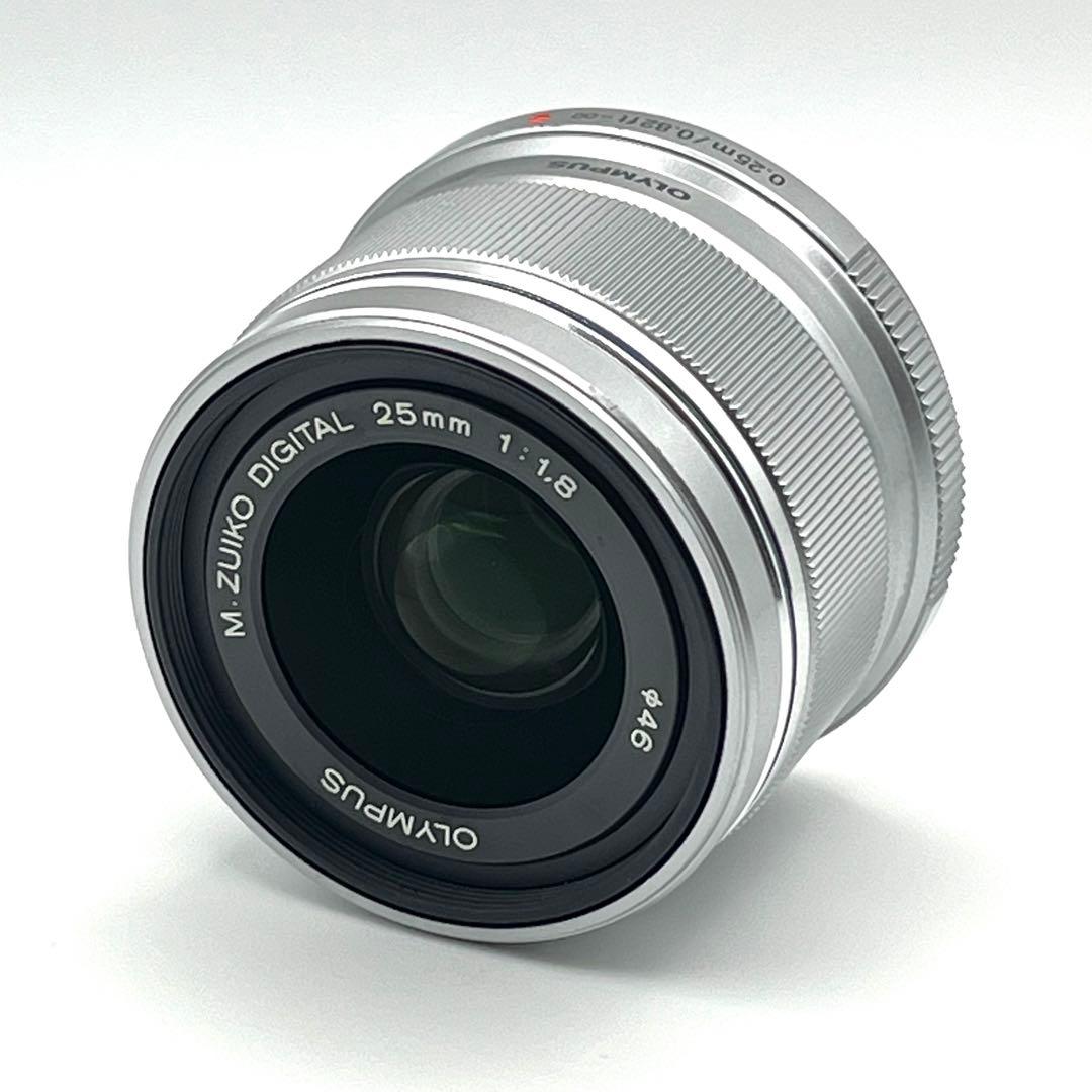 OLYMPUS M.ZUIKO DIGITAL 25mm f1.8 シルバー Buy Olympus M.Zuiko Digital 25mm F1.8 Silver From OM SYSTEM