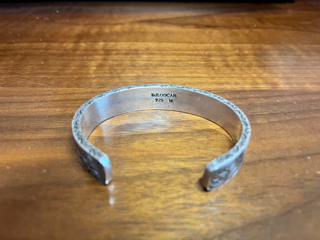 FUNNY D.E.OSCAR バングル