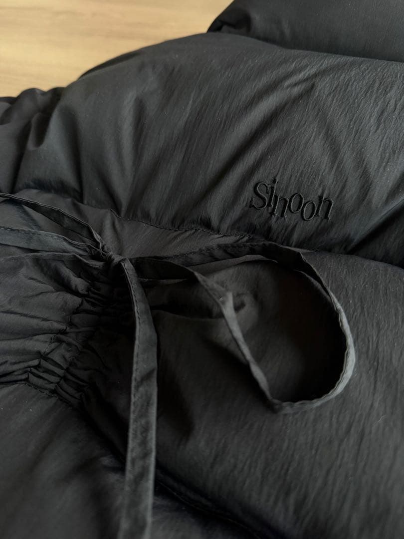 やや白っぽい汚れあり シヌーン sinoon ダウン ジャケット 黒 韓国