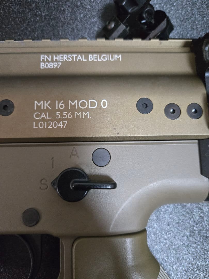 即サバゲー可】東京マルイ 次世代SCAR-L FDE 豪華カスタム＆予備マグ付