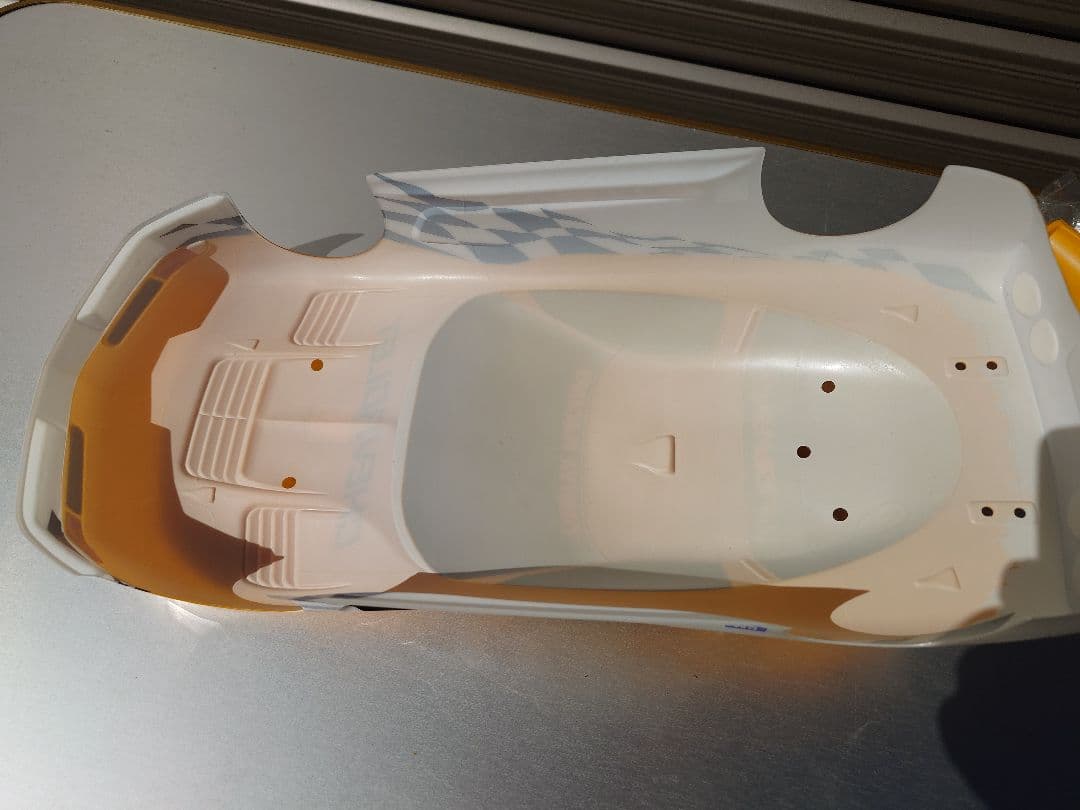 タミヤ コルベット C5-R 1/10 ラジコン メーカー完成スペアボディ