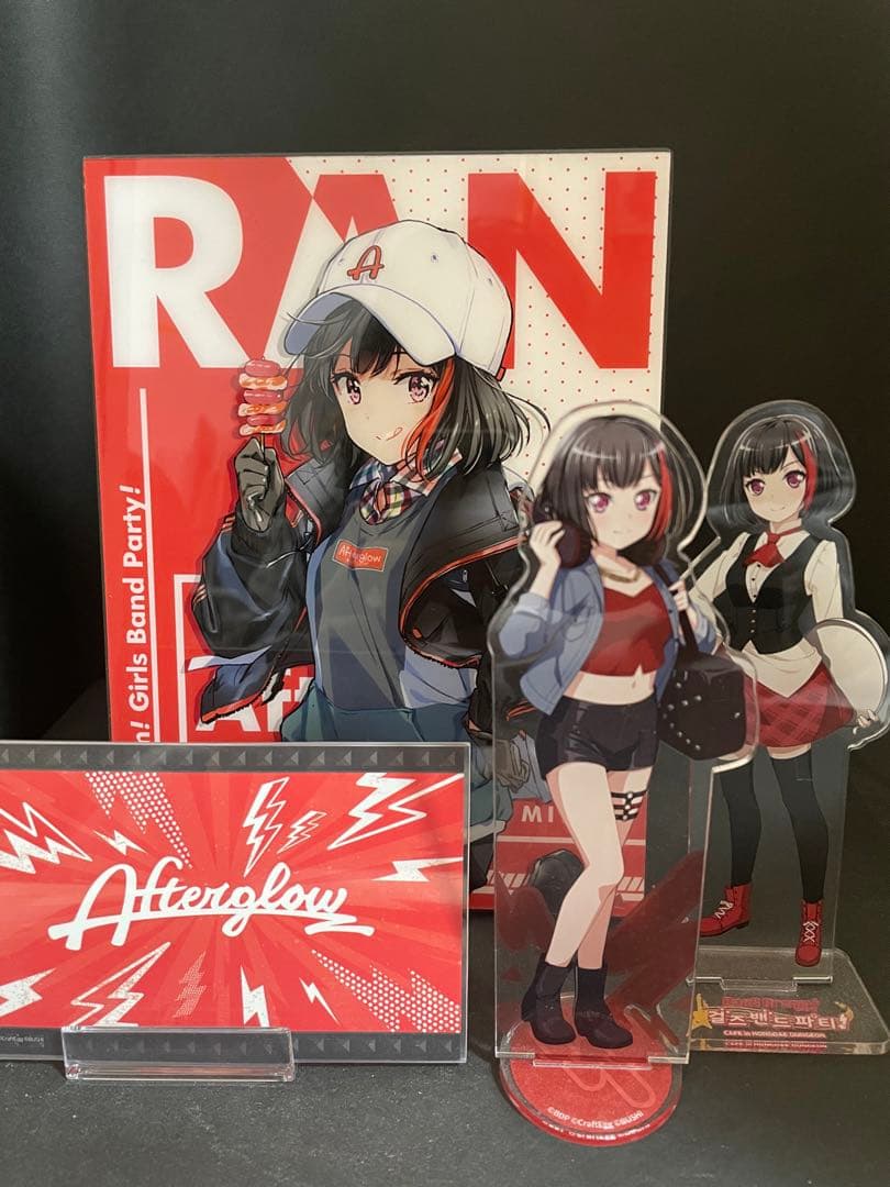 【ゲリラセール中！超入手困難】美竹蘭　バンドリ韓国限定グッズ➕関係者バッジ（非売