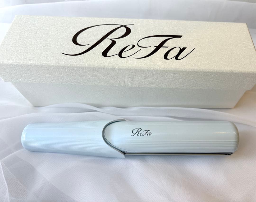 リファ フィンガーアイロンST ホワイト2025.12月購入 通電確認のみ 美