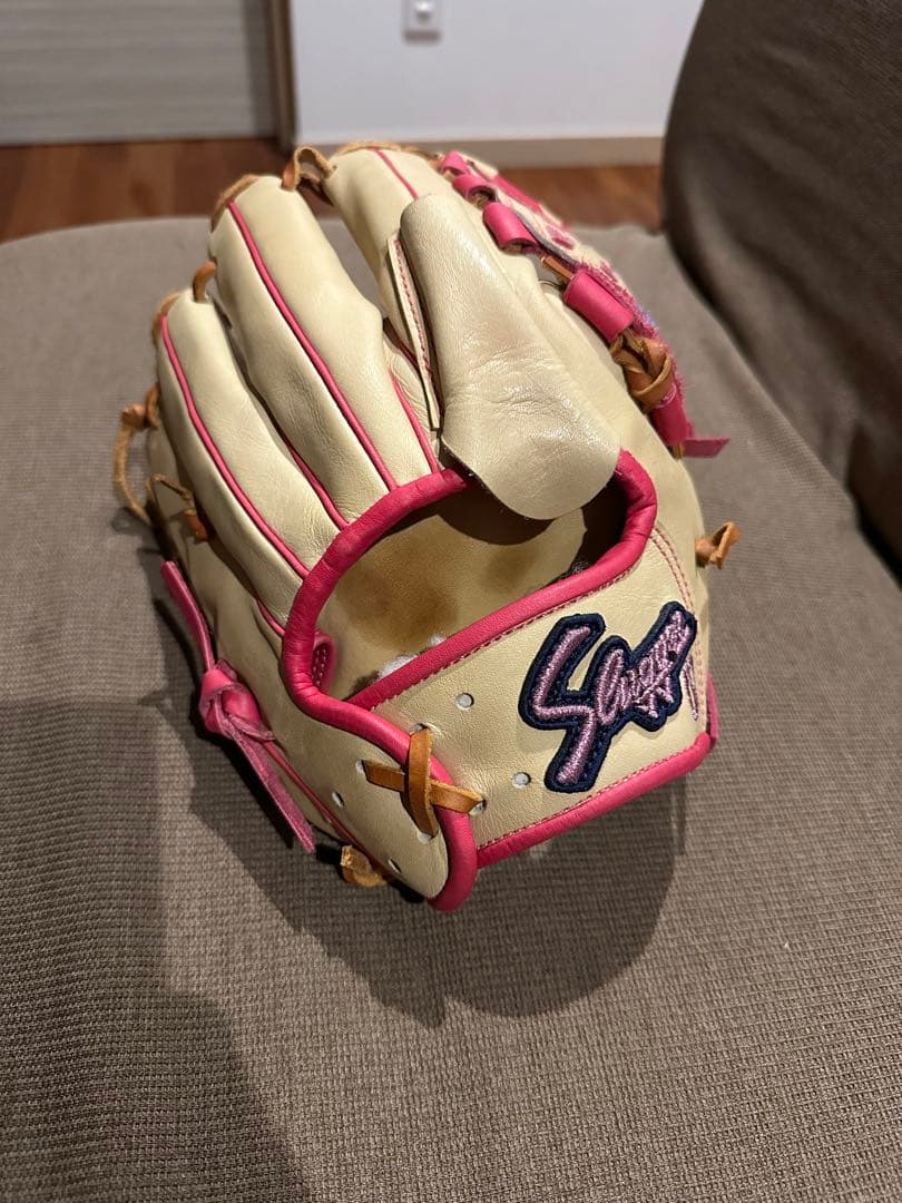 久保田スラッガー硬式内野兼投手AR3オーダーグローブ 楽天市場】久保田スラッガー 投手 軟式グラブ KSN-AR18 Fオレンジ 王冠