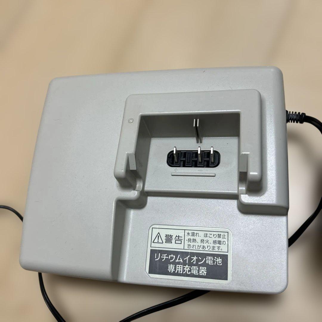 電動自転車用バッテリー 8.9Ah、充電器セット