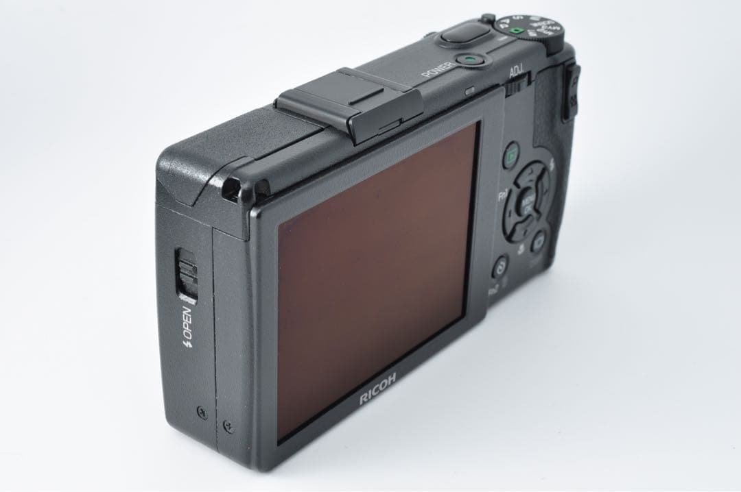 ■ ショット数14回 ■ RICOH GR DIGITAL III《 元箱付》