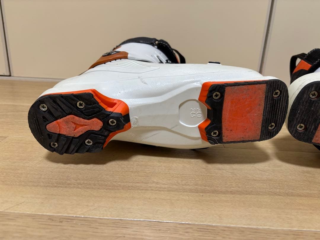 専用ATOMIC HAWX ULTRA130 スキーブーツ 24〜24.5cm