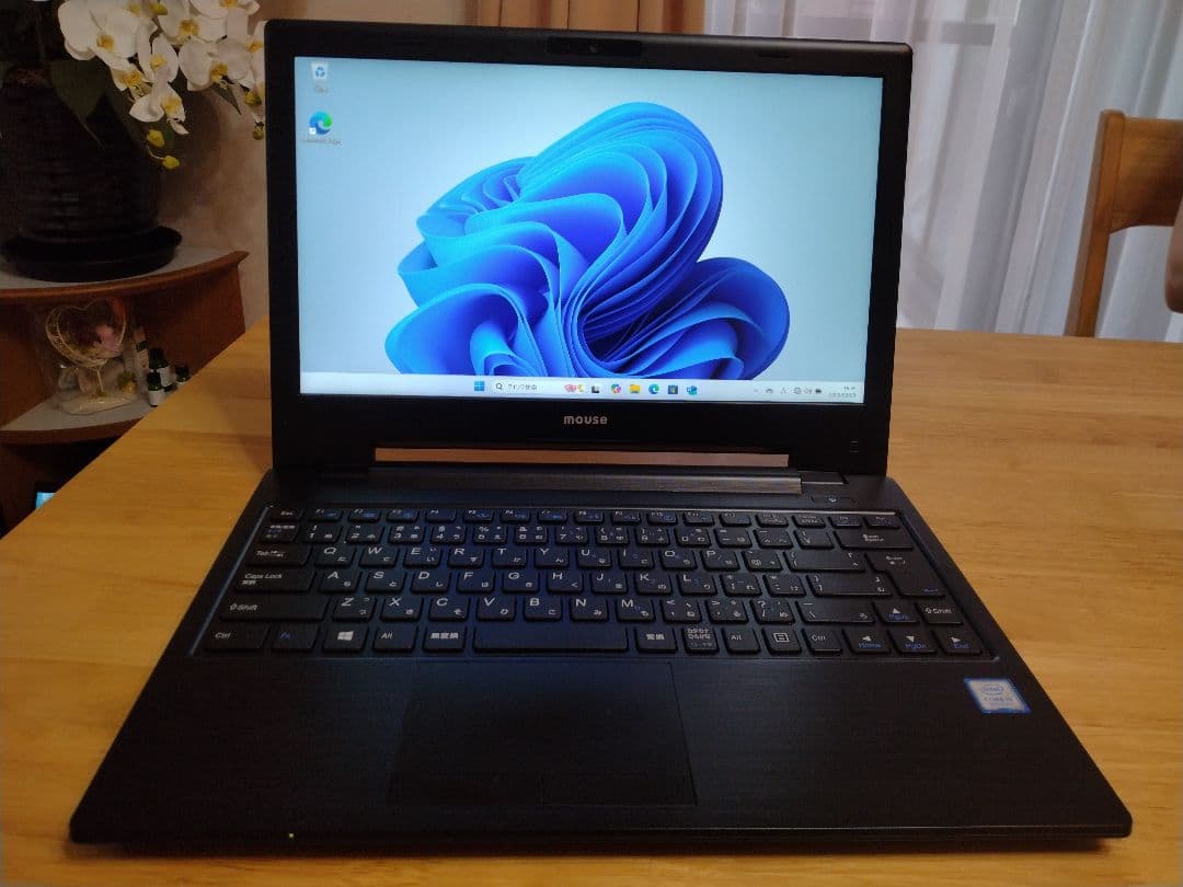 マウスコンピューター NB391H i5 8250U 8GB SSD240