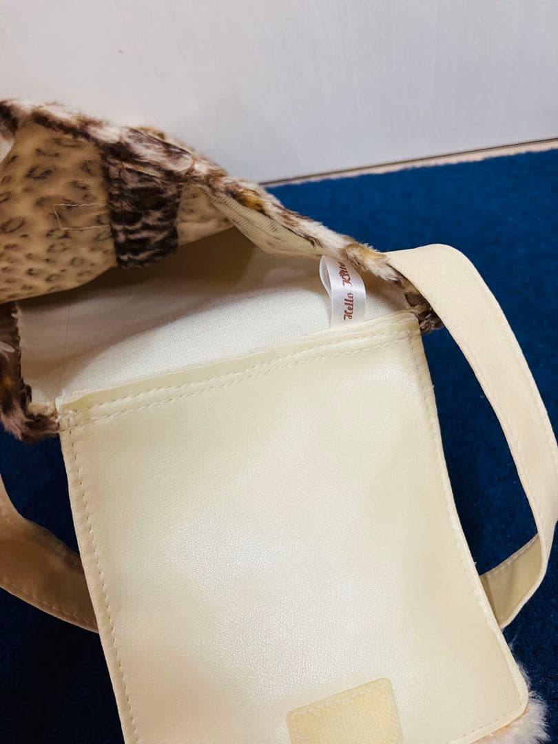 ハローキティ　ヒョウ柄　マスコット　ぬいぐるみ　ティッシュケース　レトロ