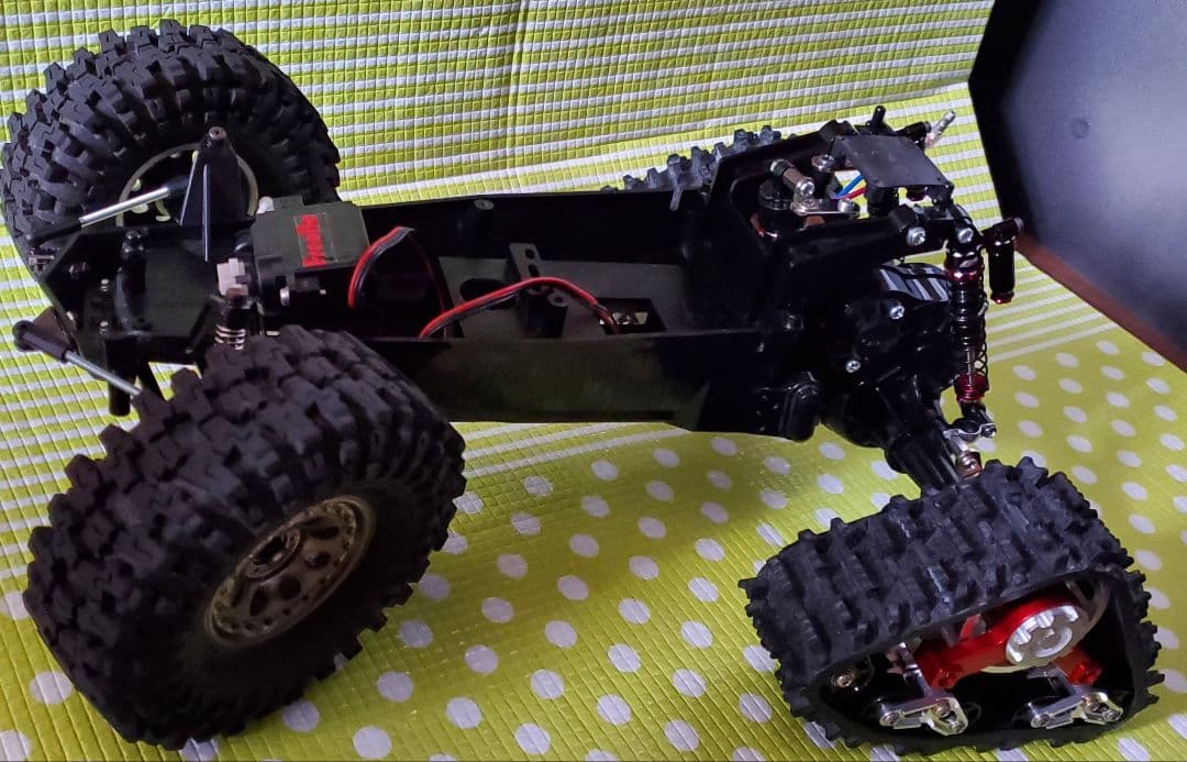 ホーネット改造、オリジナル!!クローラ仕様。