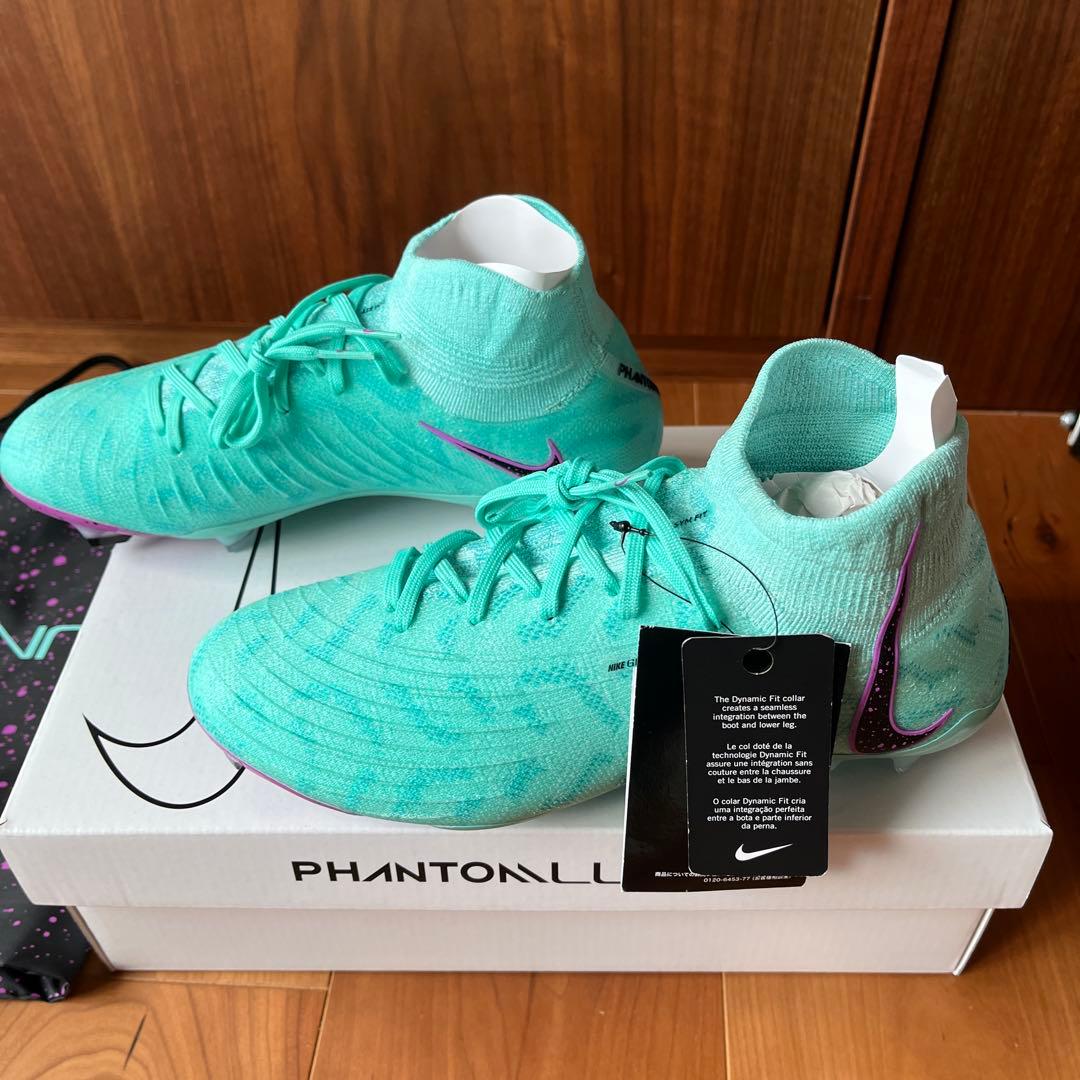 NIKE ファントム ルナ エリート 新品・未使用品・箱・タグ付き✨24.0cm