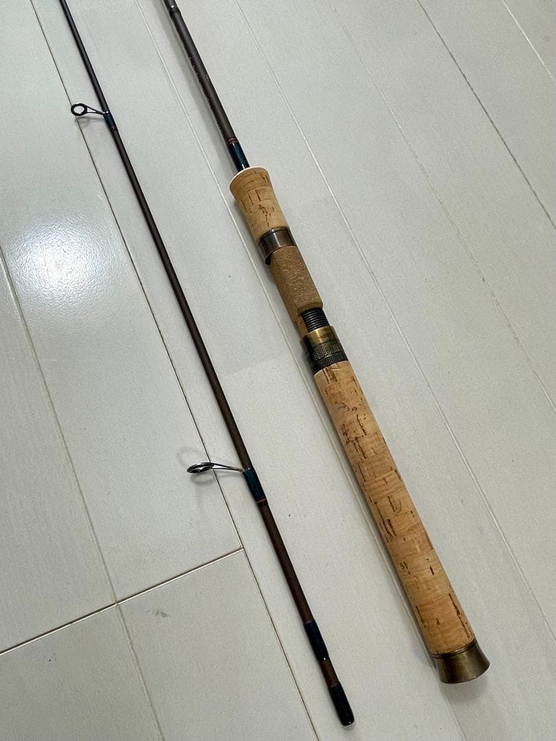 ザウルス トラウトスピン トリュートペルフェ 70MH - メルカリ