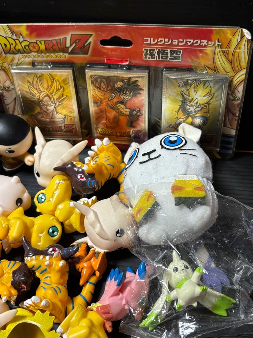 デジモン　ウルトラマン　怪獣　他　キャラクター　指人形　マスコット　セット