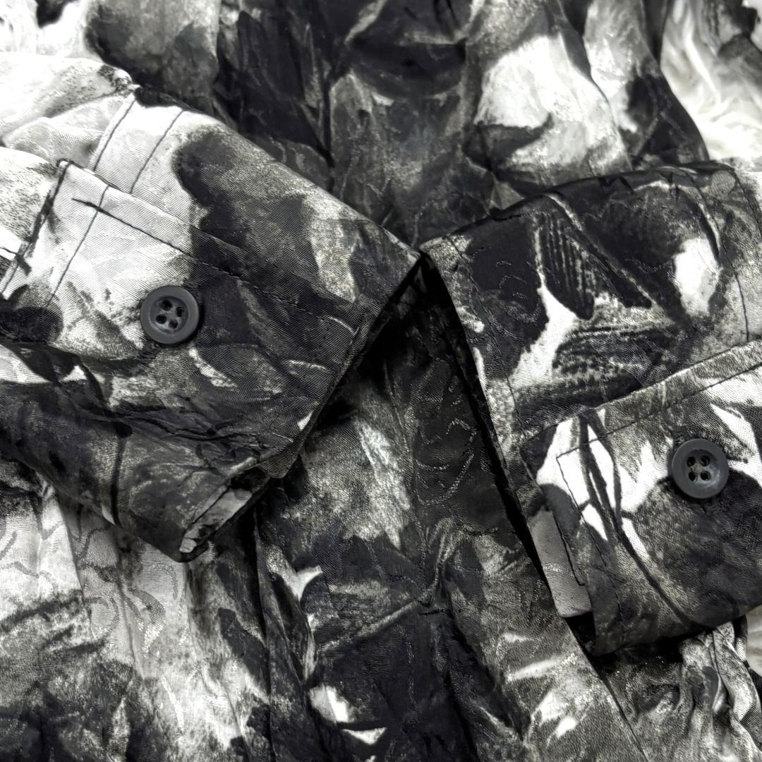 トルネードマート シャドーローズプリント シワ加工 モノトーン