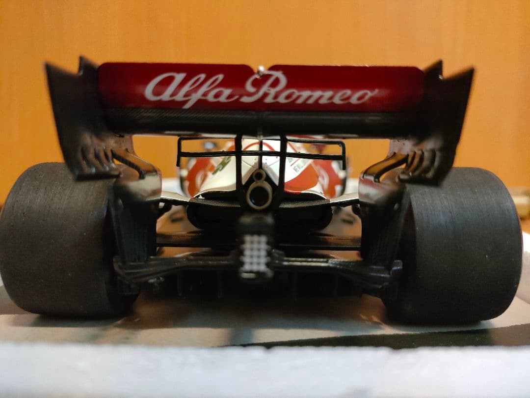 アルファロメオF1c41ミニカー1/18キミライコネン ラストラン - メルカリ