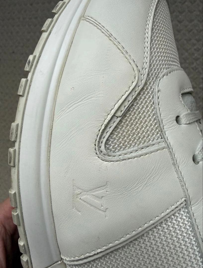 ルイヴィトン ランアウェイ モノグラム スニーカー 26.5cm〜27cm相当