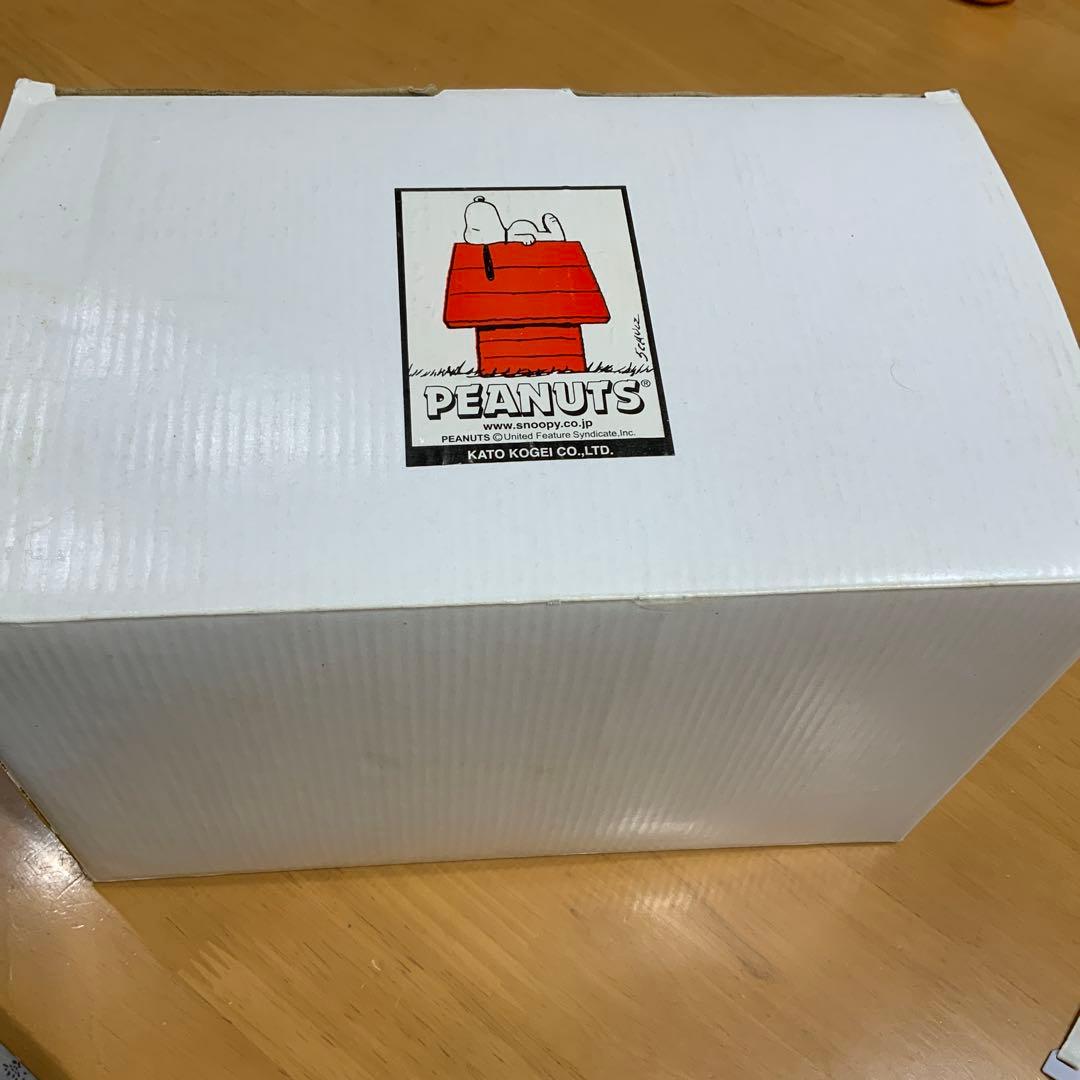 スヌーピー スクールバス　　貯金箱