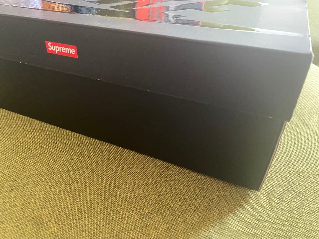 Supreme × Nike Air Force 1 Low \"Black\"