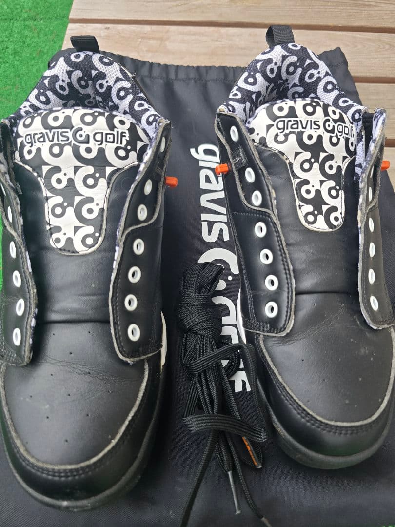 ☆美品☆gravis golf TARMAC-G2 スパイクレス 26.5 - メルカリ