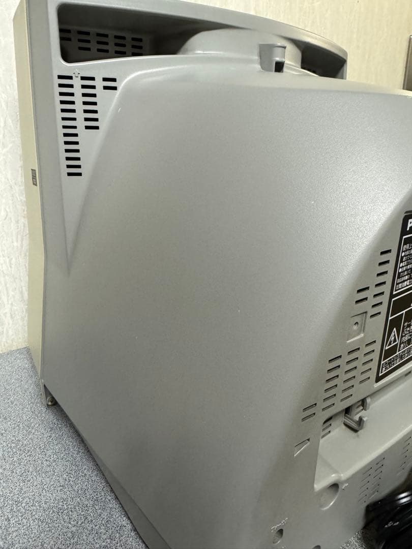 美品】Panasonic カラーテレビデオ TH-14EV50｜VHS再生OK - メルカリ