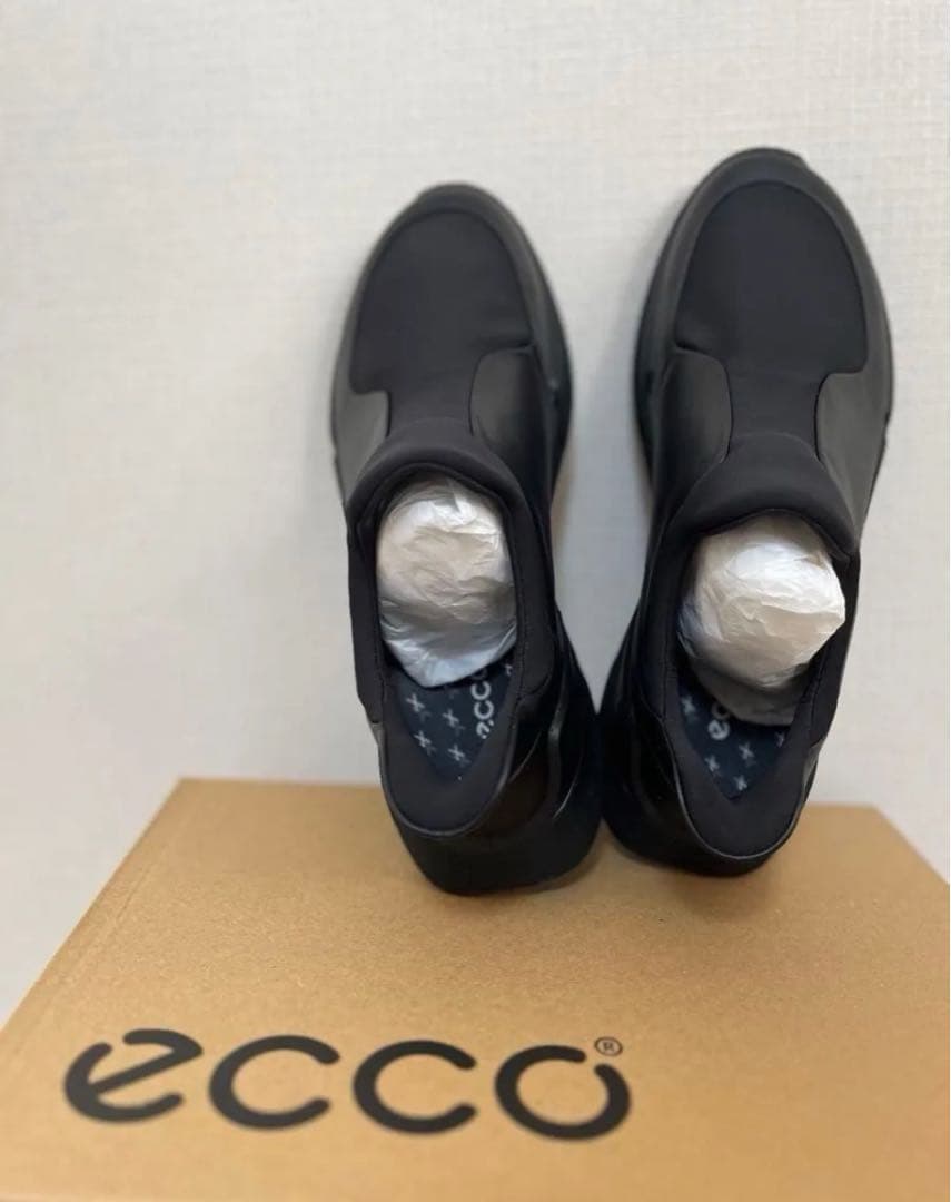 新品 ECCOエコー Biom2.2レザー軽量スニーカースリッポン24.5cm黒