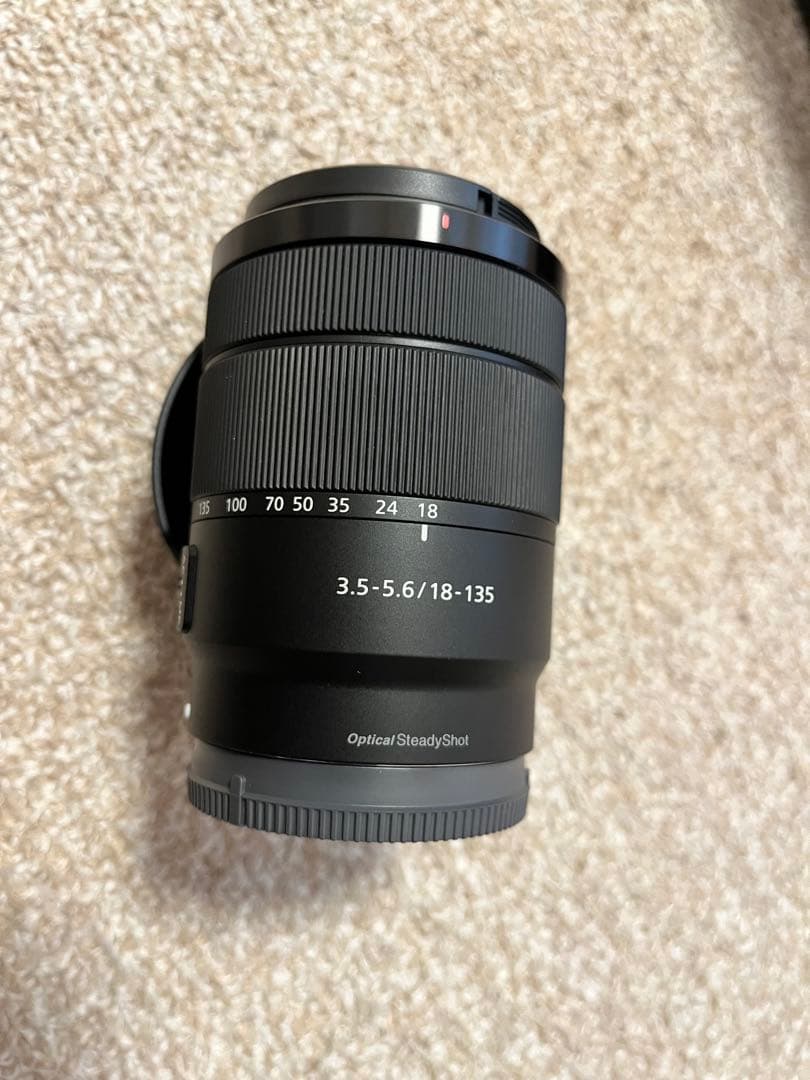 新品同様SONY 18-135mm f3.5-5.6 sel18135 ソニーe