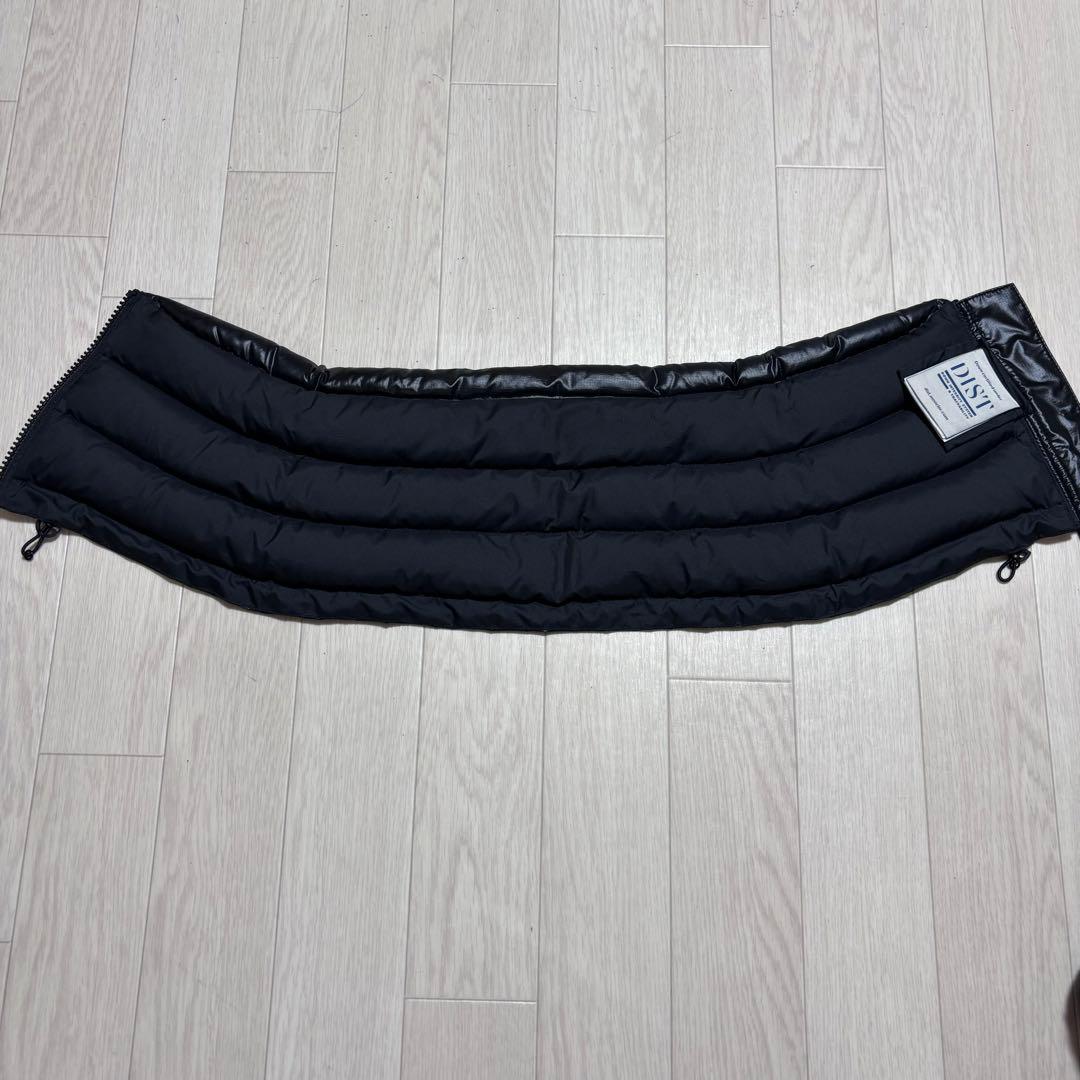 新品同様 モンクレール 黒 BLACK ダウン ネックウォーマー 4K54 - メルカリ