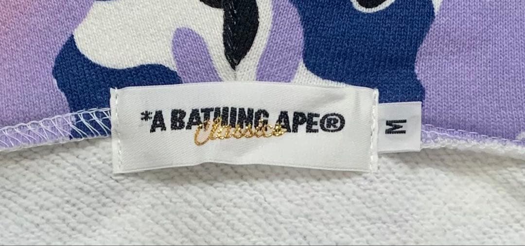 ☆激レア☆ APE 静岡 店舗 限定 シャークパーカー M パーカー kaws